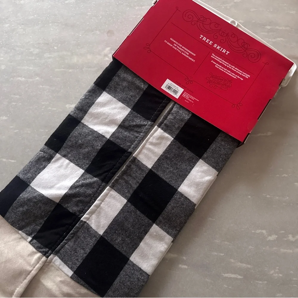 NWT 48in Buffalo Plaid Christmas Tree Skirt Black/Ivory - Wondershop